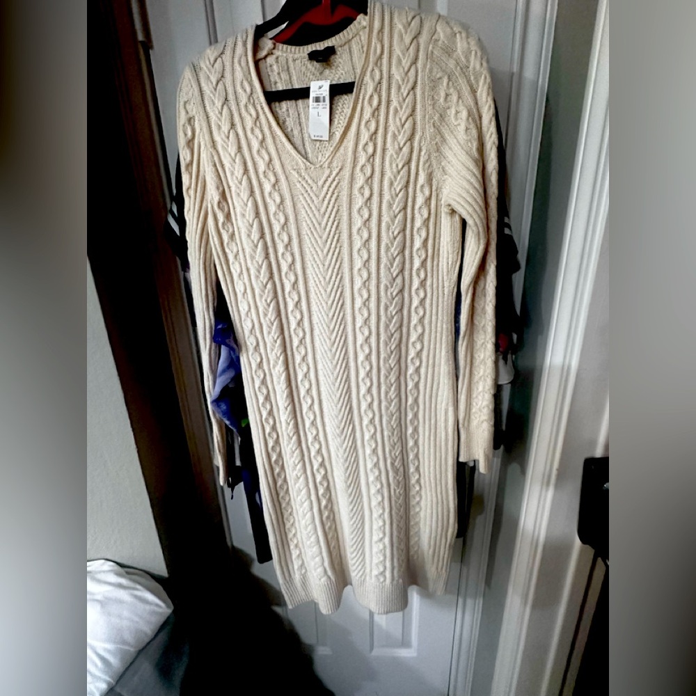 AnnTayolr sweater dress